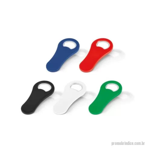 Abridor personalizado - Abridor de garrafas com ímã produzido em material resistente, compacto e funcional, ideal para uso doméstico, bares, eventos e ações promocionais. Possui design moderno com fixação magnética, permitindo fácil armazenamento em superfícies metálicas como geladeiras.  Excelente opção para brindes corporativos personalizados, campanhas promocionais, eventos, bares, cervejarias e ações de divulgação com alta circulação da marca no dia a dia.  Material: Plástico resistente com abridor metálico e ímã integrado.