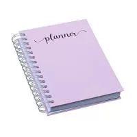  Planner anual em percalux com calendários mensais e semanais. Não possui datas fixas. Além dos calendários o planner contém páginas de identificação, roda da vida, datas importantes, senhas e acessos, contatos, metas anuais, planejamento anual, livros para ler, filmes para ver, minhas séries, controle financeiro, metas financeiras, despesas previstas, contas parceladas, saúde financeira, cuidados com a saúde, meu ano em pixel, e uma parte especial pets para registrar as informações, cuidados, compromissos, cronograma alimentar, vermífugos e vacinas.