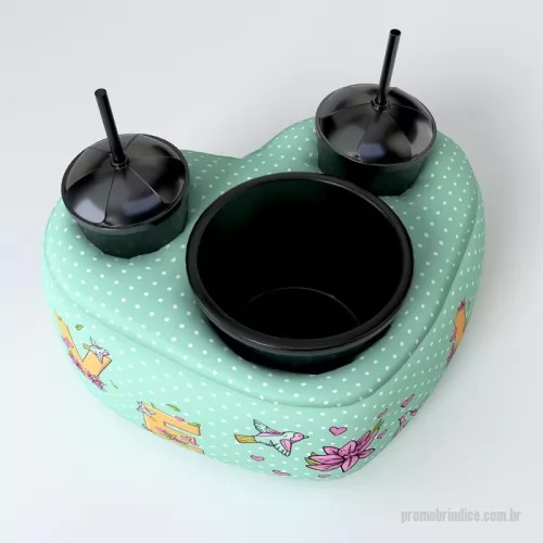 almofada porta pipoca personalizada - Almofada Porta Pipoca Coração Personalizada, Nossa almofada de pipoca coração em ISOFLEX é perfeita para quem valoriza momentos de lazer com conforto e estilo. Seja para uma noite de cinema a dois ou uma maratona de séries com amigos, este brinde promocional é uma escolha inteligente e prática para promover sua marca ou evento.  Escolher nossa Almofada de Pipoca Coração em ISOFLEX é investir em qualidade, personalização e eficiência, garantindo um brinde promocional que será apreciado e lembrado por todos que o receberem.