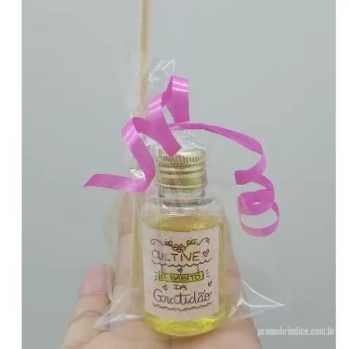 Aromatizador com varetas personalizado - Aromatizador de ambiente a arte para o rótulo é adesivo , personalização  para o seu evento Colocamos nomes, data, idade, logotipo Fazemos para todas ocasiões