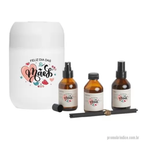 Aromatizador de ambiente personalizado -   O Kit Contem:  Umidificador com LED Home spray 100ml (essência Vanilla Cítrica) Difusor 100ml com essência de Vanilla Cítrica Água de lençol 100ml com fragrância de Alecrim Tampa rosqueável 6 varetas para difusão  ________________________________________________________________  * Consulte quantidade mínima *Confira opções de personalização *Imagem meramente ilustrativa *Na falta de algum item, pode ser substituído, sob consulta, por outro de igual valor e qualidade.   Entre em contato, informe o seu CNPJ Atendimento somente para Empresas