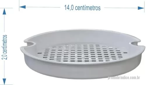 Balde personalizado - Balde de praia com alça produzido em polipropileno, com capacidade de 1,0 litro, peso aproximado de 97 gramas, acompanhado de peneira, pá, rastelo e 4 forminhas, formando um kit completo para atividades recreativas. Conta com estrutura leve e resiste