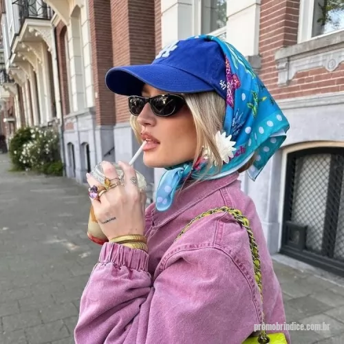 Bandana personalizada - BANDANA COM BONE EM ALGODÃO COM ESTAMPAS EXCLUSIVAS.FABRICAÇÂO PROPRIA.