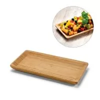 Travessa em bambu, indicada para servir alimentos. Fornecida em caixa presente de papel kraft reciclado. Certificação EU Food Grade. A cor e o resultado da impressão nos materiais naturais pode variar entre produtos. 255 x 130 x 18 mm | Caixa: 260 x 