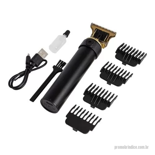 Barbeador elétrico personalizado - Descrição: A Máquina de Cortar Cabelo Recarregável é perfeita para cortes precisos e duráveis, com lâminas em aço inoxidável e corpo de alumínio. Ela vem com 4 pentes plásticos (1,5mm, 2mm, 3mm e 4mm), escova de limpeza, óleo lubrificante e cabo USB-Tipo C para carregamento rápido. Leve, potente e fácil de usar.  Largura :  4 cm  Comprimento :  15,3 cm  Espessura :  2,7 cm  Medidas aproximadas para gravação (CxL):  11 cm 1,5 cm  Peso aproximado (g):  134