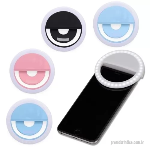 Bastão para selfie personalizado - Anel de iluminação para celular, utilizado para fotos em formato selfie. “Ring light” plástico no formato “presilha” para encaixe, possui três estágios de iluminação acionados pelo botão superior. Acompanha cabo USB para carregamento.