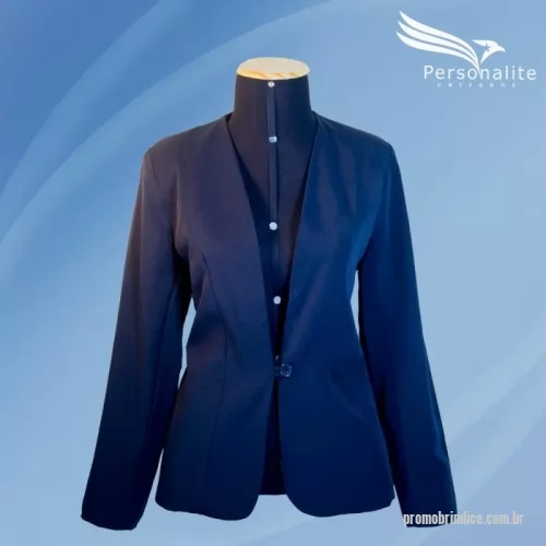 Blazer personalizado - Elegância e sofisticação na medida certa... Blazer feminino, modelo aberto com botão único, com tecido de alta qualidade e durabilidade, disponível em diversas cores e com tamanhos do P ao XG. Podendo ainda ser personalizada com seu logotipo em bordado