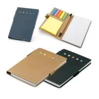 Bloco de anotação para personalizar. 6 blocos adesivados com 25 folhas cada e capa em papel kraft reciclado. Incluso caderno com 100 páginas lisas e esferográfica em papel kraft reciclado, com escrita em azul. A capa e as notas adesivas são feitos de papel proveniente de gestão florestal sustentável. 100 x 150 mm