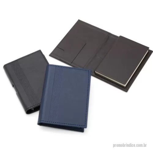 Bloco Anotações personalizado - Bloco de anotações em couro sintético com porta caneta e compartimento para arquivar folhas. Possui aproximadamente 80 folhas marfim sem pauta.