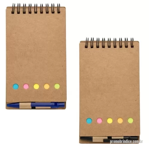 Bloco Anotações personalizado - Bloco de anotações kraft com wire-o. Contém cinco blocos coloridos autoadesivos com aproximadamente 25 folhas, bloco amarelo autoadesivo com aproximadamente 25 folhas e bloco de folhas brancas pautadas com aproximadamente 70 folhas. Acompanha mini caneta de papelão com acabamentos plásticos e acionamento por clique.  Altura :  16 cm  Largura :  8,9 cm  Espessura :  1,7 cmcm  Medidas aproximadas para gravação (CxL):  9 cm x 7cm – Caneta 3,5 cm x 0,5 cm  Tamanho total aproximado  (CxL):  Caneta 8,7 cm x 1,3 cm  Peso aproximado (g):  85