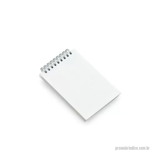 Bloco Anotações personalizado - Descrição: Bloco de anotações com capa pet sublimática e trilho de ferro. Possui aproximadamente 100 folhas brancas sem pauta. Informações do fornecedor para sublimação: temperatura 200ºC, tempo 25/30 segundos.   OBS.: PEDIDOS APENAS MÚLTIPLOS DE 10 PEÇAS!  Altura :  15 cm  Largura :  9,4 cm  Medidas aproximadas para gravação (CxL):  13,3 cm x 9,3 cm  Peso aproximado (g):  92