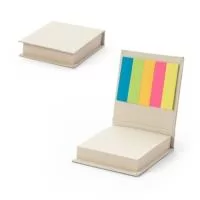 Conjunto de anotações personalizado 2 em 1 para escritório, produzido em papel 100% reciclado. Possui 1 bloco principal com 150 folhas brancas para anotações e 5 blocos adesivos coloridos, cada um com 15 folhas, ideais para lembretes, marcações e organização da rotina. Compacto e funcional, é uma excelente opção para brindes corporativos, escritórios, treinamentos, eventos, feiras, kits de onboarding, ações sustentáveis e presentes para clientes e colaboradores. O estojo dobrável facilita o transporte e mantém os blocos organizados. Produto útil, ecológico e com ótimo potencial para personalização com logotipo ou identidade visual da empresa. Medidas aproximadas: aberto 17 x 8 cm; fechado 8 x 8 cm.