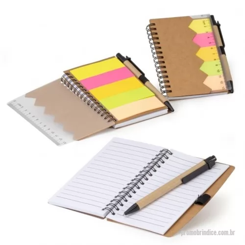 Bloco ecológico personalizado - Bloco de anotações ecológico com autoadesivos, régua e caneta, feito em kraft. Contém folha com régua 13 cm, cinco autoadesivos com aproximadamente 13 folhas, bloco com aproximadamente 69 folhas brancas com pauta, porta caneta elástico e acompanha caneta de papelão com detalhes plásticos, carga esferográfica azul 1.0mm e acionamento por clique.
