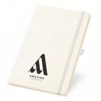 Caderno A5 com capa dura. Contém suporte para esferográfica, bolso interior e 80 folhas pautadas em cor marfim. 137 x 210 mm