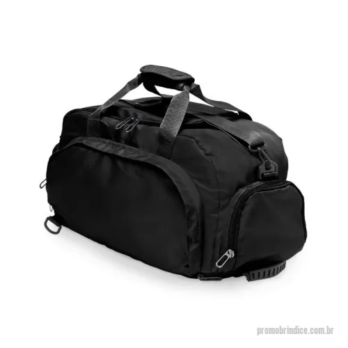Bolsa Esportiva personalizada - Descrição: Bolsa esportiva de poliéster com abertura lateral para calçados, compartimento superior isolado para pertences molhados e bolso com abertura frontal. Possui alças para mãos com pegadores emborrachados, alça transversal ajustável e detalhes emborrachados no bolso frontal e área inferior da mala.  Altura :  30 cm  Profundidade :  26 cm  Comprimento :  54 cm