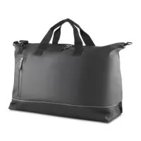 	Mala bolsa esportiva em PU com revestimento interno em poliéster 210D. Possui faixa refletiva, bolso frontal com zíper, alça de mão e alça de ombro ajustável, além de dois compartimentos internos.
