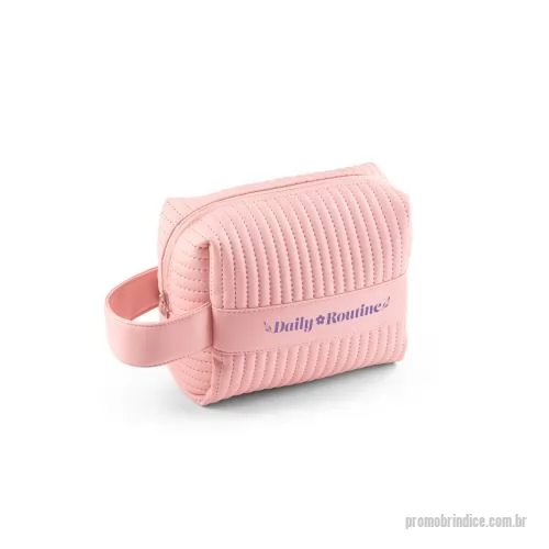 Bolsa personalizada - Bolsa de cosméticos em PU 21% de PU reciclado e 30% poliéster reciclado, com interior forrado em poliéster reciclado 100% rPET. Bolsa espaçosa com pega lateral para facilitar o transporte. 180 x 140 x 80mm
