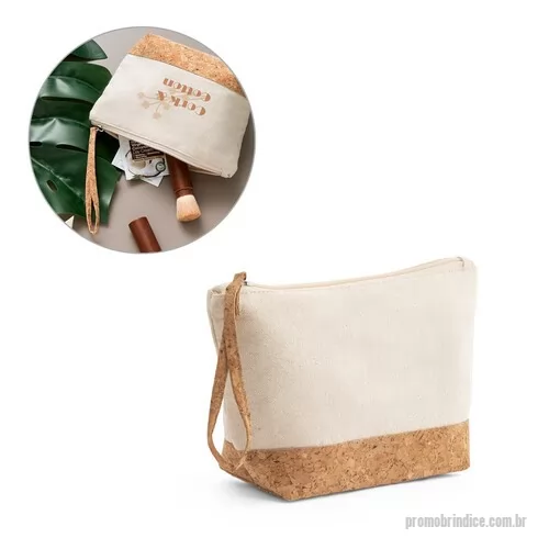 Bolsa personalizada - Bolsa de cosméticos 100% algodão (280 g/m²) com detalhes em cortiça no fundo da bolsa e puxador do fecho, que também tem a função de pega para facilitar o transporte. O interior é forrado, sendo de fácil limpeza e rápida secagem, ideal para guardar maquiagem. 220 x 130 x 80 mm