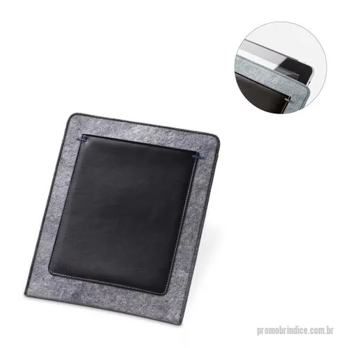 Bolsa personalizada - Bolsa Personalizada 92353 com sua logomarca. 20 anos ajudando a cotar Brindes Promocionais com várias empresas num único clique. Bolsa para tablet de 10’1” em feltro e c. sintético com interior forrado e bolso exterior. Fecho de velcro. 210 x 275 x 7 mm | Bolso: 160 x 210 mmBolsa para tablet de 10’1” em feltro e c. sintético com interior forrado e bolso exterior. Fecho de velcro. 210 x 275 x 7 mm | Bolso: 160 x 210 mmBolsa Personalizada, 179333, Lara Brindes. Clique e Cote no Portal PromoBríndice!
