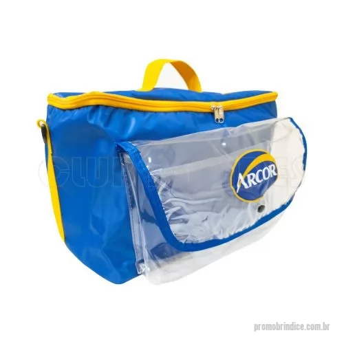 Bolsa térmica personalizada - Bolsa Térmica com capacidade para 18 litros com alça de mão e bolso transparente frontal. Disponível em várias cores. Gravação da Logomarca em até 1 cor já inclusa.  Revestimento externo: Nylon 70. Revestimento interno: PVC Laminado. Acabamento: Vivo.