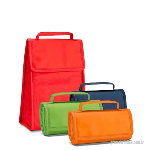 Bolsa térmica personalizada - Bolsa Térmica Dobrável Personalizada, Material TNT 80 gramas, Cores Azul, vermelho, branco e laranja, Medidas dobrada 170 x 95 x 40 mm, Medidas aberta 170 x 265 x 110 mm