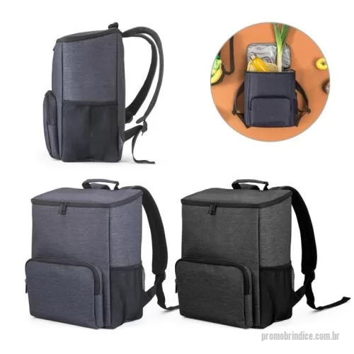 Bolsa térmica personalizada - Mochila térmica com isolamento duplo em Nylon 2Tone com interior forrado em PEVA para facilitar a higienização. Contém 1 compartimento principal, 1 bolso frontal com fecho e 1 bolso lateral em tela mesh. Possui um bolso com fecho principal duplo. As alças e as costas são almofadadas. A mochila tem capacidade até 15 L. 290 x 380 x 160 mm