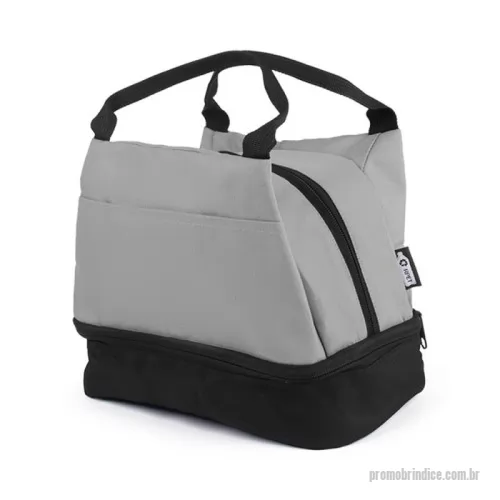 Bolsa térmica personalizada - Bolsa térmica em tecido PET Reciclado com 2 compartimentos térmicos, bolso frontal e alça de mão.