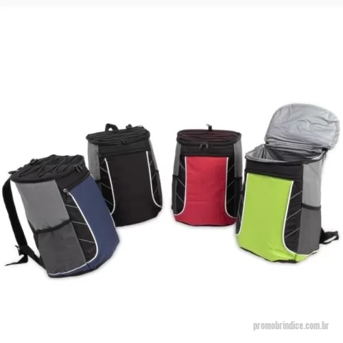 Bolsa térmica personalizada - Bolsa térmica Personalizada BT BOLSA TÉRMICA 18 LITROSBOLSA TÉRMICA 18 LITROSB com sua logomarca. 20 anos ajudando a cotar Brindes Promocionais com várias empresas num único clique. Bolsa térmica de poliéster com dois compartimentos, capacidade de 18 litros. A bolsa possui revestimento térmico em PEVA atóxico, bolsos laterais telados, alça de mão e alça para as costas com revestimento espumado.Bolsa térmica de poliéster com dois compartimentos, capacidade de 18 litros. A bolsa possui revestimento térmico em PEVA atóxico, bolsos laterais telados, alça de mão e alça para as costas com revestimento espumado.Bolsa térmica Personalizada, 167287, Kaue Brindes. Clique e Cote no Portal PromoBríndice!