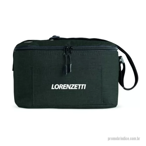 Bolsa térmica personalizada - Bolsa térmica 6 litros de poliéster. Contém bolso frontal com zíper e alça transversal regulável em nylon (não removível).