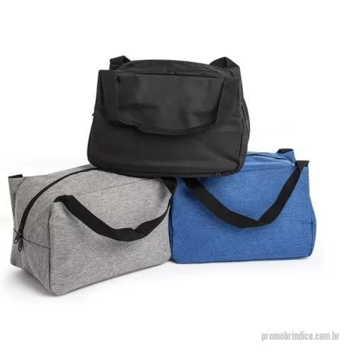 Bolsa térmica personalizada - Bolsa térmica de nylon com capacidade de 6 Litros. Contém alça de mão em nylon.  Altura :  18 cm  Largura :  25,5 cm  Profundidade :  15 cm
