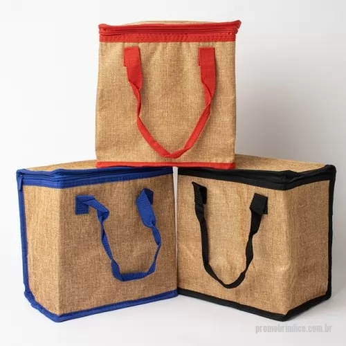 Bolsa térmica personalizada - Confeccionada em linho, esta bolsa térmica com capacidade de até 17 litros, alia a durabilidade com a sustentabilidade, além de possuir uma textura fresca e natural.