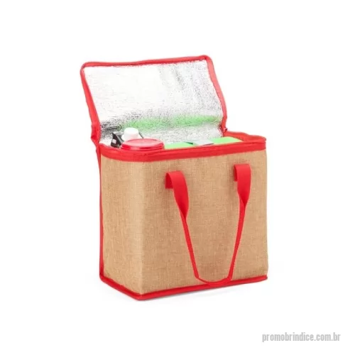 Bolsa térmica personalizada - Confeccionada em linho, esta bolsa térmica com capacidade de até 17 litros, alia a durabilidade com a sustentabilidade, além de possuir uma textura fresca e natural.  Altura :  27 cm  Largura :  24,5 cm  Profundidade :  26 cm  Comprimento :  Alça: 18 cm  Medidas aproximadas para gravação (CxL):  20 cm x 18 cm  Peso aproximado (g):  102