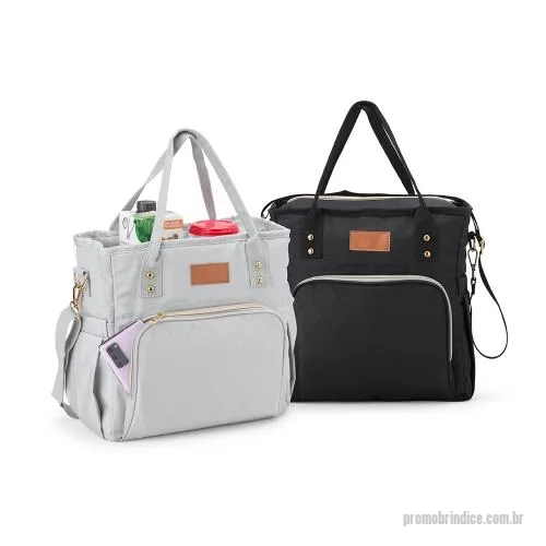 Bolsa térmica personalizada - Bolsa térmica 16 Litros eficiente para passeios, faculdade ou trabalho? Nossa bolsa térmica de 16 litros é a escolha perfeita! Feita com tecido Oxford, ela possui dois compartimentos, incluindo um frontal, além de bolsos laterais com elástico para ma