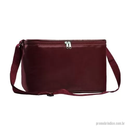 Bolsa térmica personalizada - Bolsa térmica personalizada possui alça transversal regulável (não removível). Todos nossos produtos são de fabricação própria podendo ser alterado, medidas, materiais, cores e detalhes do produto. Tambem personalizamos o item como preferir, trabalhamos com diversos metódos de gravação, proporcionando uma linda apresentação do produto. Faça já seu orçamento e receba um atendimento personalizado