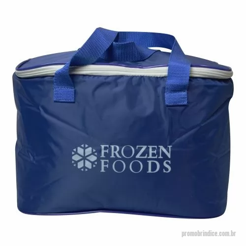 Bolsa térmica personalizada - Bolsa Térmica com capacidade para 15 litros com alça dupla de mão. Disponível em várias cores. Gravação da Logomarca em até 3 cores  já inclusa.  Tamanho: 32 cm X 22 cm X 22 cm. Revestimento externo: Nylon 70. Revestimento interno: PVC Laminado. Acabamento: Vivo. Alça: Dupla de Mão.