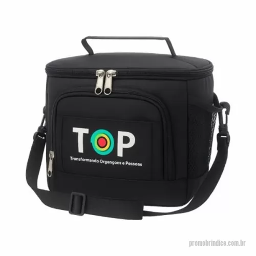 Bolsa térmica personalizada - Bolsa Térmica com capacidade aproximada de 5 Litros com alça de ombro removível e alça de mão. Disponível em várias cores. Gravação da logomarca em 1 cor já inclusa