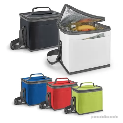 Bolsa térmica personalizada - Bolsa térmica em poliéster 600D com alça ajustável em web Bing e bolso frontal. Capacidade até 9 L. Certificação EU Food Grade. Gravação da logomarca em 1 cor já inclusa.