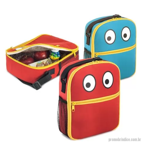 Bolsa térmica personalizada - Bolsa térmica Personalizada 98416 com sua logomarca. 20 anos ajudando a cotar Brindes Promocionais com várias empresas num único clique. Bolsa térmica para criança em 600D com bolso frontal, fechamento com zíper e bolso lateral em tela mesh. Contém alça ajustável em webbing. Capacidade até 4 L. Certificação EU Food Grade. 190 x 230 x 80 mmBolsa térmica para criança em 600D com bolso frontal, fechamento com zíper e bolso lateral em tela mesh. Contém alça ajustável em webbing. Capacidade até 4 L. Certificação EU Food Grade. 190 x 230 x 80 mmBolsa térmica Personalizada, 179430, Lara Brindes. Clique e Cote no Portal PromoBríndice!