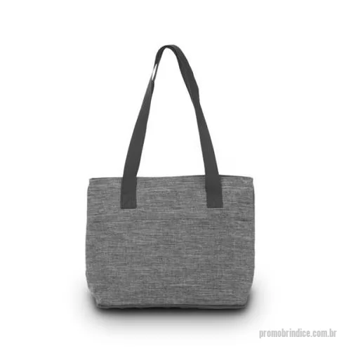 Bolsa térmica personalizada - Bolsa térmica em poliéster, compartimento principal térmico com bolso frontal, alça de mão com capacidade até 4 litros e tamanho aproximado 20x25x14cm.