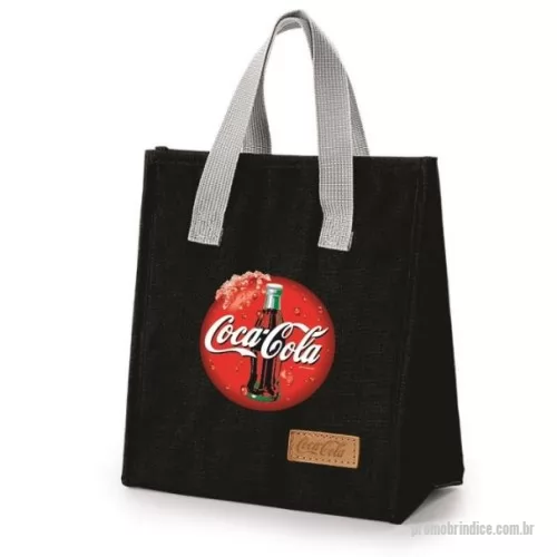 Bolsa térmica personalizada - Bolsa térmica Personalizada 6024 com sua logomarca. 20 anos ajudando a cotar Brindes Promocionais com várias empresas num único clique. Descrição: Bolsa térmica confeccionada em Oxford com capacidade de 6 litros com fechamento em velcro. Contém alças de mãos e plaquinha personalizável fixa.  Altura :  26 cm  Largura :  22 cm  Profundidade :  13 cmDescrição: Bolsa térmica confeccionada em Oxford com capacidade de 6 litros com fechamento em velcro. Contém alças de mãos e plaquinha personalizável fixa.  Altura :  26 cm  Largura :  22 cm  Profundidade :  13 cmBolsa térmica Personalizada, 180225, Skill Brindes. Clique e Cote no Portal PromoBríndice!