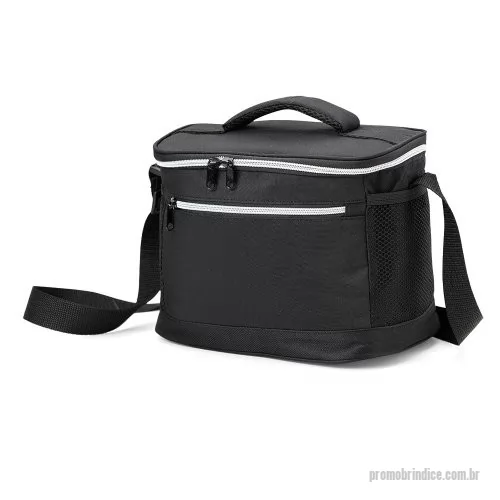 Bolsa térmica personalizada - Bolsa térmica de nylon 10 litros com dois compartimentos e bolsos laterais em malha. Compartimento principal com revestimento térmico.  Altura: 17,5 cm Largura: 24 cm Medidas aproximadas para gravação: (CxL): 9,5 cm x 22 cm Material: Nylon