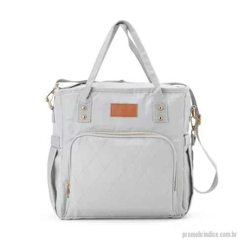 Bolsa térmica personalizada - Bolsa térmica de 17 Litros em tecido Oxford, dois compartimentos. Compartimento principal com revestimento térmico soldado antivazamento.