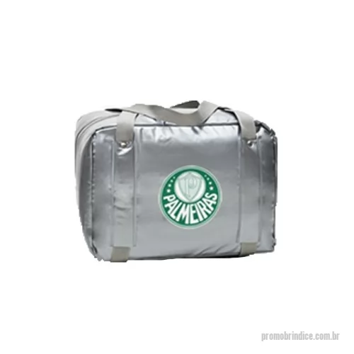 Bolsa térmica personalizada - Bolsa Térmica Capacidade para 15  litros, produzida em PVC brilhante espessura 0.20 disponível em cores sólidas externamente, forro em espumapac térmico de 4 mm e revestido em PVC 0.15 de cor branca, acabamento em solda eletrônica, zíper de nylon color com cursor de metal na parte superior e alças de mão envolvente ao corpo em polipropileno de 30 mm em cores medindo 2,8 metros fixado c/ rebite e reforço, logotipo estampado em silk e medindo: 34,0 com. X 24,0 alt. X 19 esp. 