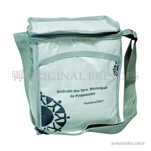 Bolsa térmica personalizada - Bolsa Térmica com capacidade aproximada de 5,5 Litros com alça de ombro. Disponível em várias cores. Tamanho aproximado: 22 X 20 X 14 cm