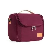 Bolsa térmica personalizada possui alça transversal regulável (não removível). Todos nossos produtos são de fabricação própria podendo ser alterado, medidas, materiais, cores e detalhes do produto. Tambem personalizamos o item como preferir, trabalhamos com diversos metódos de gravação, proporcionando uma linda apresentação do produto. Faça já seu orçamento e receba um atendimento personalizado