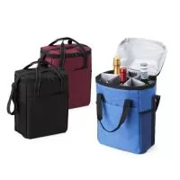 Descrição: Bolsa térmica de poliéster de 16 litros com bolso frontal e bolsos laterais de nylon. Acompanha placa com fixação de velcro, com divisórias para organização interna.  Altura :  34 cm  Largura :  25 cm  Profundidade :  19 cm