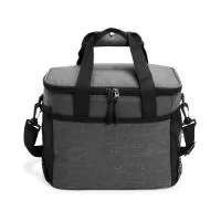  Bolsa térmica de nylon 14 litros com bolso frontal e bolsos laterais em malha. Compartimento principal com revestimento térmico soldado antivazamento e alças de mãos com suporte de juntura. Acompanha alça transversal.
