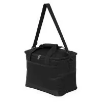 Bolsa térmica confeccionada em Oxford 600D impermeável com camada interna acolchoada, fechamento em zíper e capacidade máxima de 25 litros. Possui revestimento térmico em PEVA antivazamento, além de duas alças fixas em nylon com suporte de juntura e três bolsos externos, incluindo dois em malha. Acompanha alça transversal ajustável.  Altura :  28 cm  Largura :  35 cm  Profundidade :  23 cm  Comprimento :  Alça fixa 54 cm