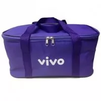 Bolsa térmica (6 litros) produzida em nylon 600, com alças de mão. Somos fabricantes, podemos produzir essa peça em qualquer combinação de cores. Gravação em serigrafia, bordado ou sublimação. Medidas 35x16x16