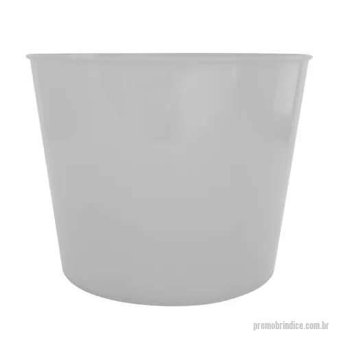 Brindes em Geral personalizados - Plástico PP. Capacidade: 1 litro. Medidas: 13 cm de diâmetro (boca), 10,1 cm de diâmetro (base) e 9,5 cm de altura. Peso: 55 gramas. Diversas cores disponíveis. Opção para personalização em serigrafia e transfer. Produto utilizado com frequência em campanhas promocionais. Verificar cores disponíveis.